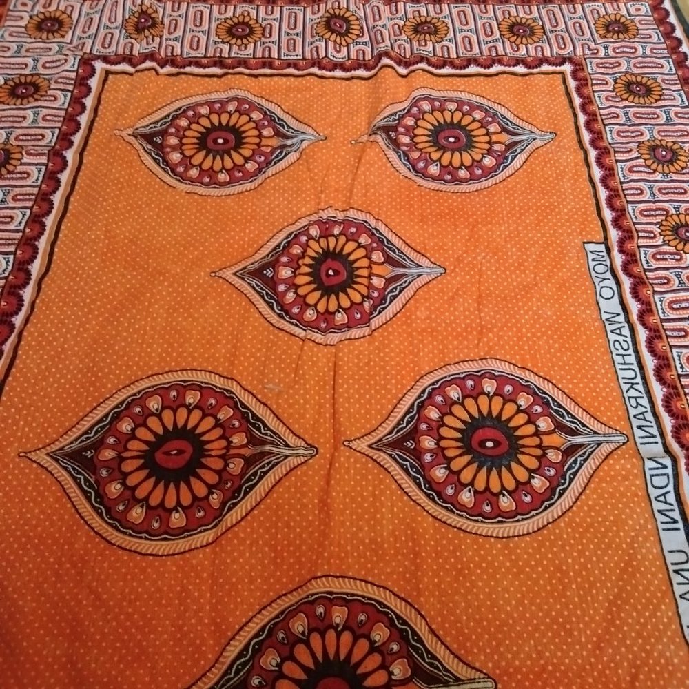 Traditional African fabric - Picture 2 of 4